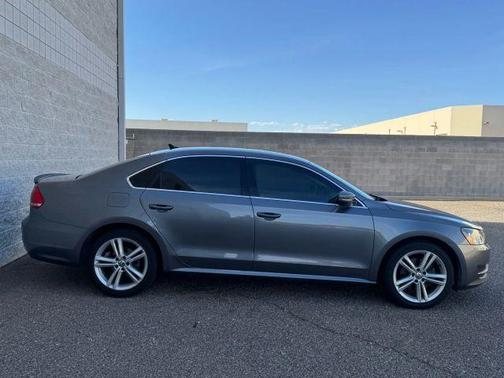 2014 Volkswagen Passat 2.0L TDI DSG SEL Premium