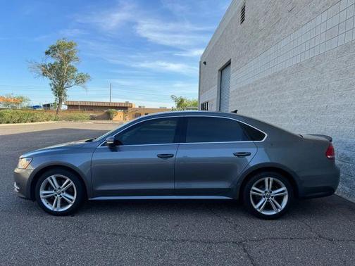 2014 Volkswagen Passat 2.0L TDI DSG SEL Premium