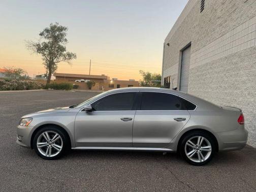 2012 Volkswagen Passat 2.0 TDI SEL Premium