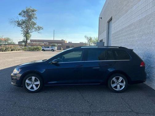 2015 Volkswagen Golf SportWagen S
