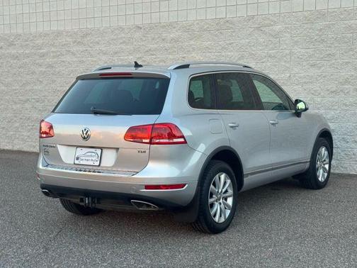 2012 Volkswagen Touareg TDI Sport