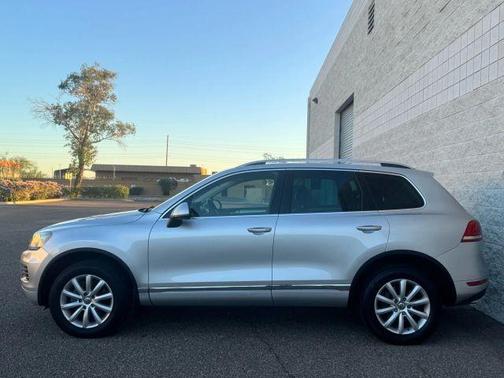 2012 Volkswagen Touareg TDI Sport