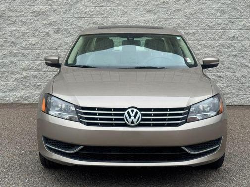Silver 2015 Volkswagen Passat 2.0L TDI SE