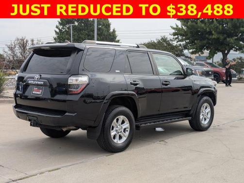 2022 Toyota 4Runner SR5 Premium