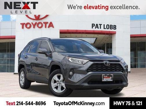 2020 Toyota RAV4 XLE