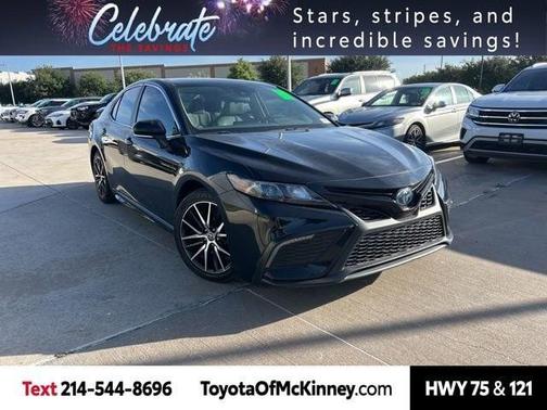 2023 Toyota Camry Hybrid SE