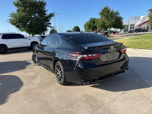 2023 Toyota Camry Hybrid SE