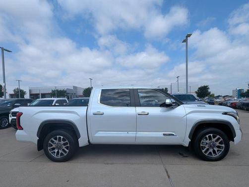 2025 Toyota Tundra Hybrid 1794 Edition