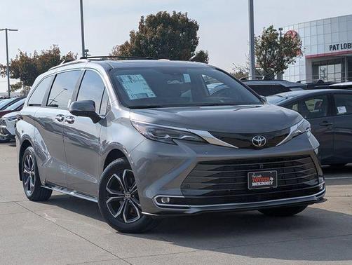 2026 Toyota Sienna Platinum