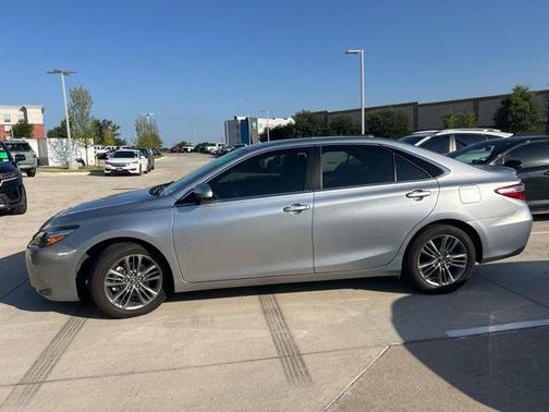 2015 Toyota Camry SE