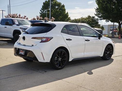 2021 Toyota Corolla Hatchback SE