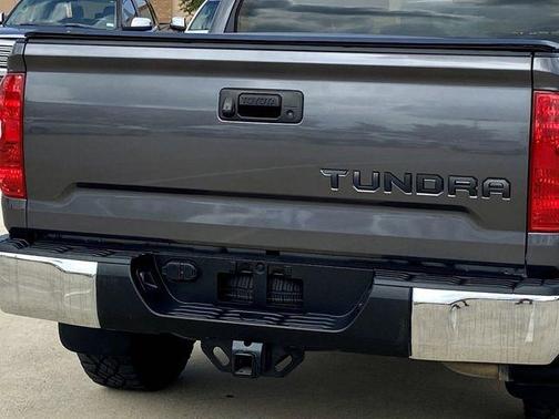 Photo 5 of 47 of 2021 Toyota Tundra SR5