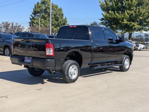 2024 RAM 2500 Tradesman Crew Cab 4x4 6'4' Box