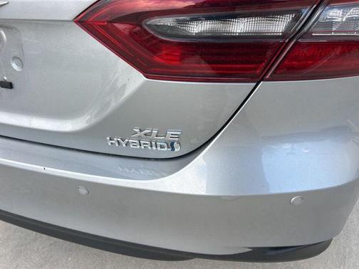 2024 Toyota Camry Hybrid XLE