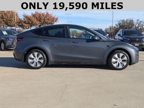 2023 Tesla Model Y Long Range Dual Motor All-Wheel Drive