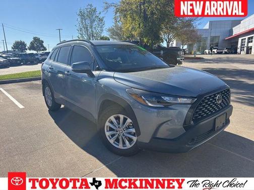 2023 Toyota Corolla Cross LE