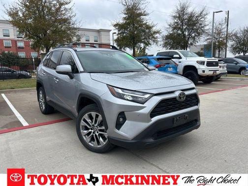 2023 Toyota RAV4 XLE Premium