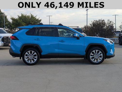 2021 Toyota RAV4 XLE Premium