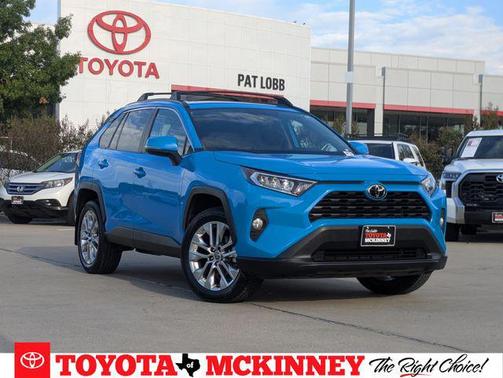 2021 Toyota RAV4 XLE Premium