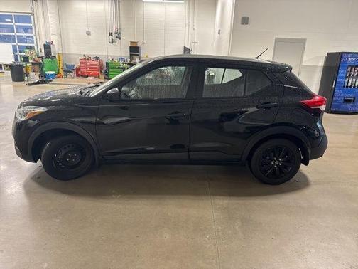2018 Nissan Kicks S