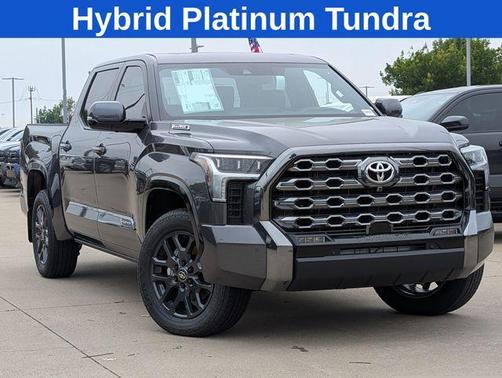 2025 Toyota Tundra Hybrid Platinum