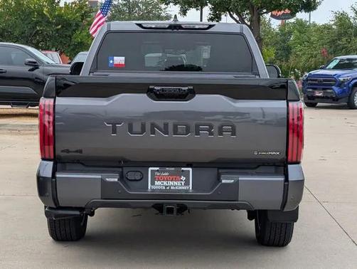 2025 Toyota Tundra Hybrid Platinum