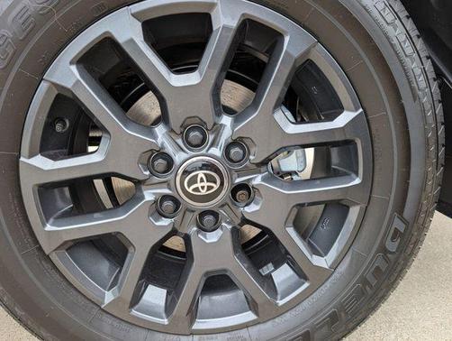 2025 Toyota Tundra Hybrid Platinum