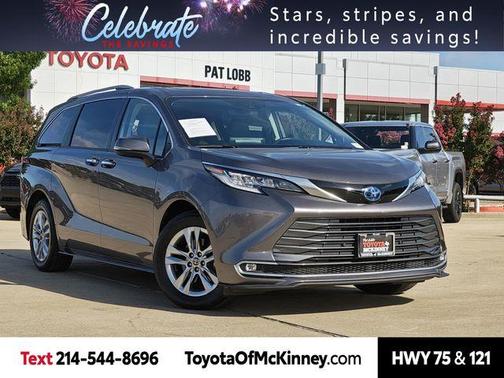 2022 Toyota Sienna Limited