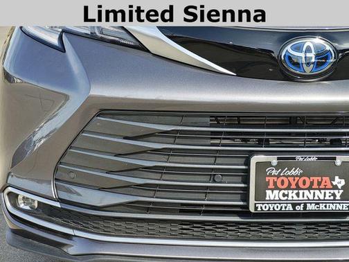 2022 Toyota Sienna Limited