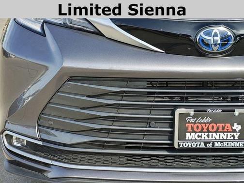 2022 Toyota Sienna Limited