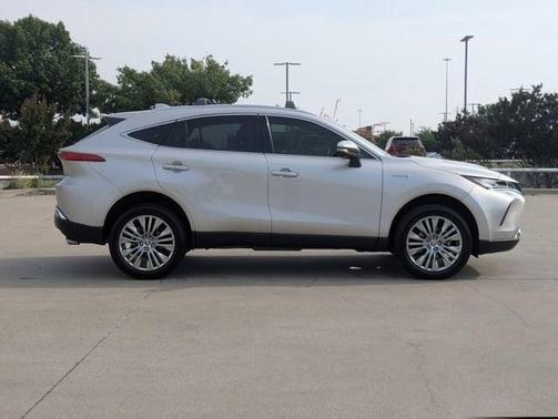 2021 Toyota Venza XLE