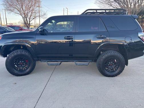 2022 Toyota 4Runner TRD Off Road