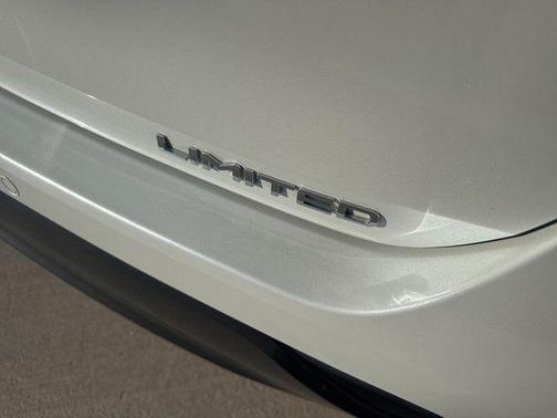 2024 Toyota Highlander Hybrid Limited