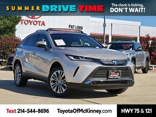 2022 Toyota Venza XLE