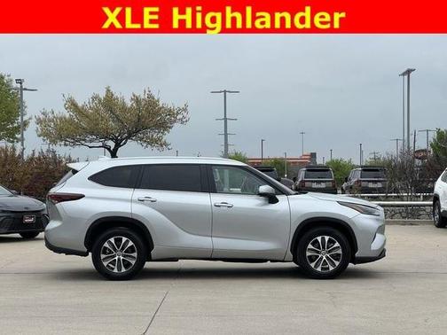 2024 Toyota Highlander XLE