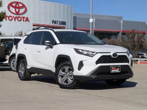 2025 Toyota RAV4 Hybrid LE