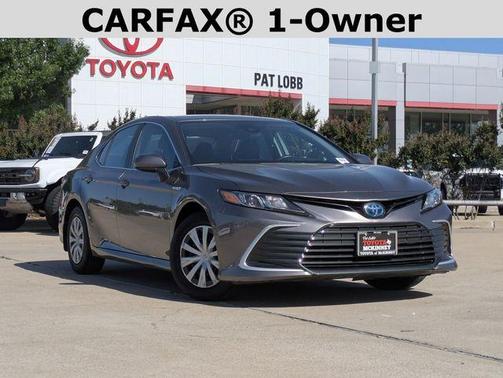 2021 Toyota Camry Hybrid LE