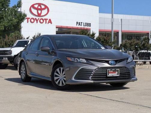 2021 Toyota Camry Hybrid LE