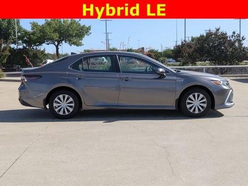 2021 Toyota Camry Hybrid LE