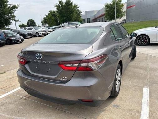 2021 Toyota Camry Hybrid LE