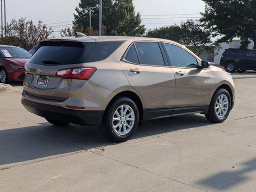 2019 Chevrolet Equinox LS