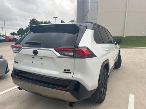 2024 Toyota RAV4 Hybrid XSE