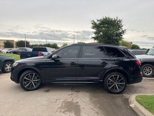 2021 Audi Q7 55 Premium Plus