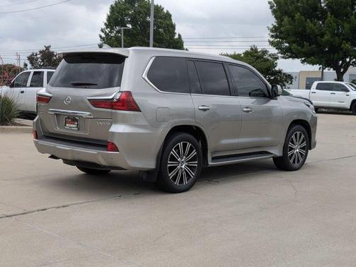 2019 Lexus LX 570 570