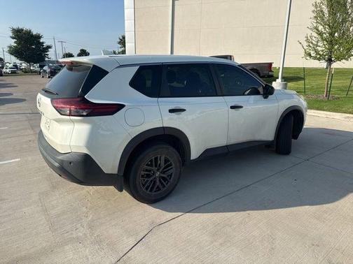 2021 Nissan Rogue S