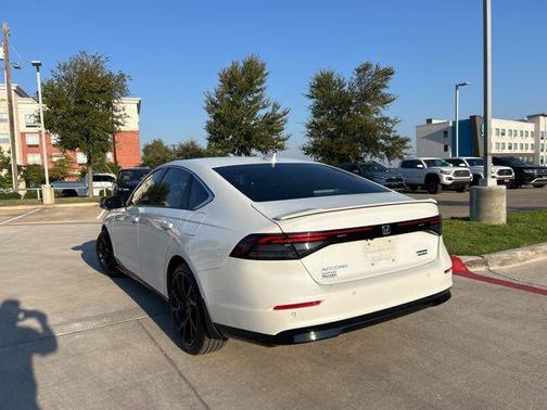 2024 Honda Accord Hybrid Touring