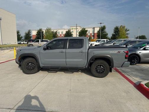 2023 Nissan Frontier PRO-X