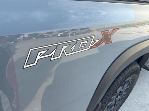 2023 Nissan Frontier PRO-X