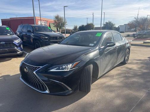 2022 Lexus ES 350 Base