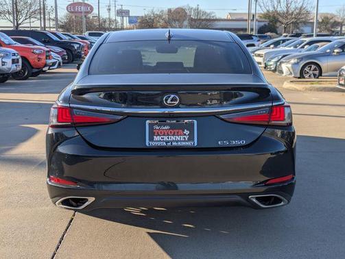 2022 Lexus ES 350 Base
